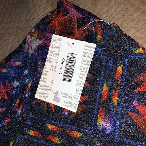 Lularoe Cassie Skirt. - Picture 2 of 3